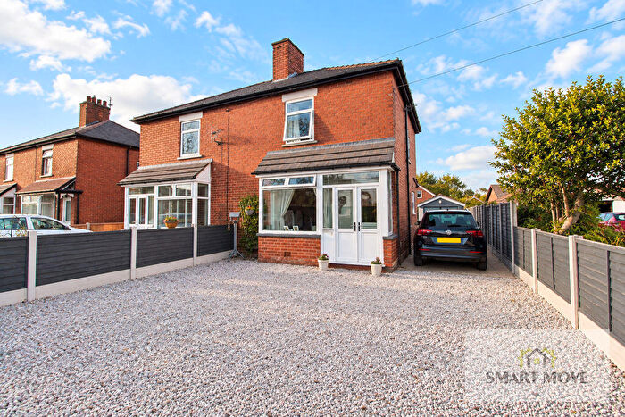 2 Bedroom Semi Detached House For Sale In Haig Avenue, Tarleton, Preston, PR4