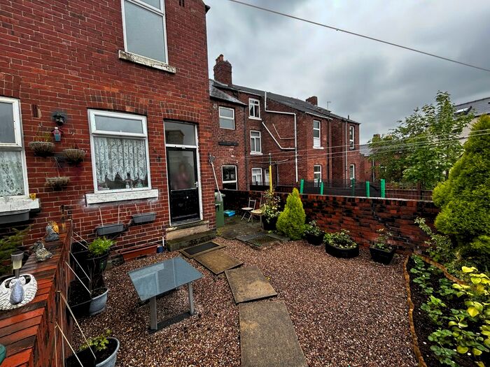 1 Bedroom Property To Rent In Peterson Road, Wakefield, WF1