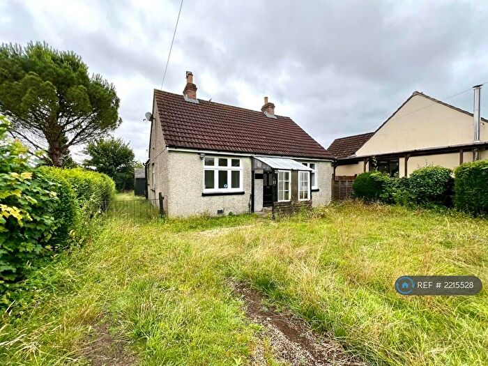 3 Bedroom Bungalow To Rent In South Road, Horndean, Waterlooville, PO8