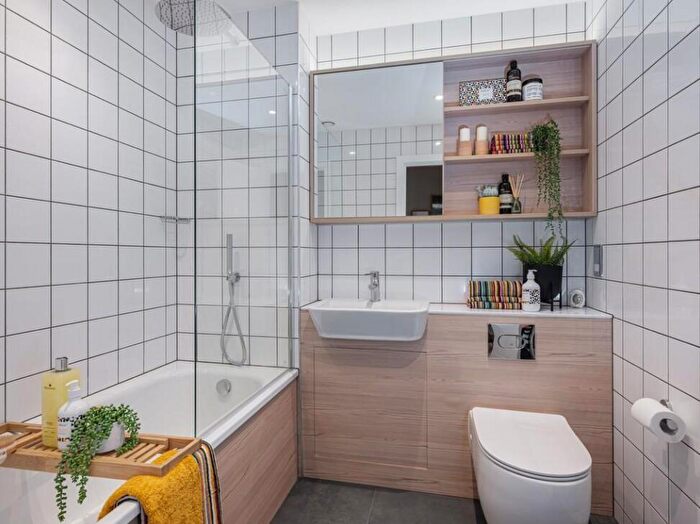 1 Bedroom Apartment To Rent In Digbeth One, Lombard Street, B12