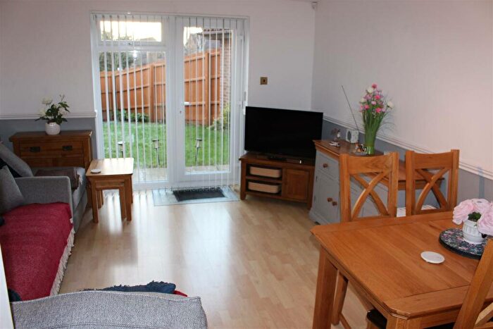 2 Bedroom Semi-Detached House For Sale In Northacre Road, Oakwood, Derby, DE21
