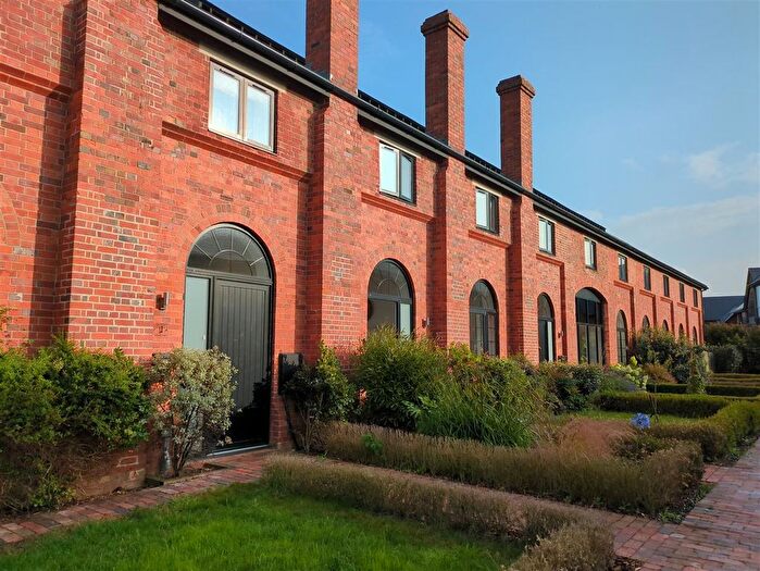 3 Bedroom Terraced House For Sale In The Engine Sheds, Hammill Park, Woodnesborough, CT13