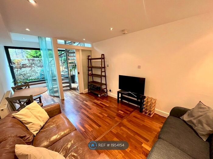 1 Bedroom Semi-Detached House To Rent In York Lane, Edinburgh, EH1