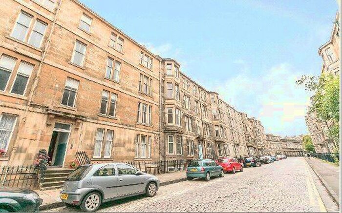 2 Bedroom Flat To Rent In Leslie Place, Edinburgh, EH4