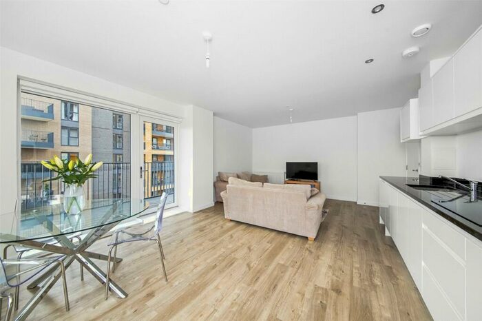 3 Bedroom Apartment To Rent In Bowen Drive, Charlton, SE7