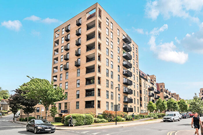 2 Bedroom Apartment For Sale In Sandy Hill Road, London, SE18