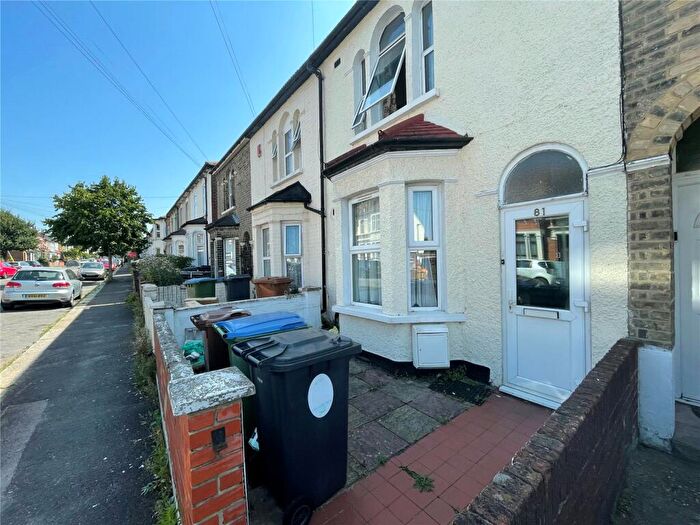 3 Bedroom House To Rent In Granville Road, Walthamstow, London, E17