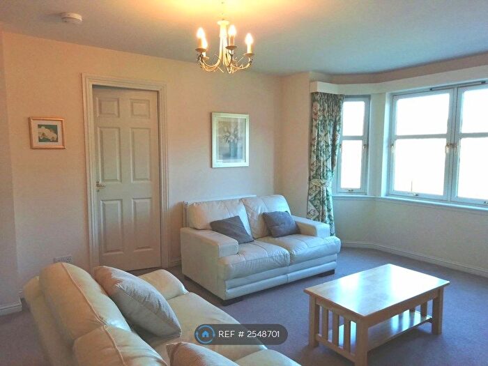 2 Bedroom Flat To Rent In Albury Mansions, Aberdeen, AB11