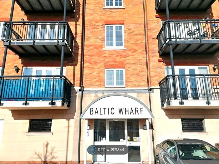 2 Bedroom Flat To Rent In Baltic Wharf, Gravesend, DA11