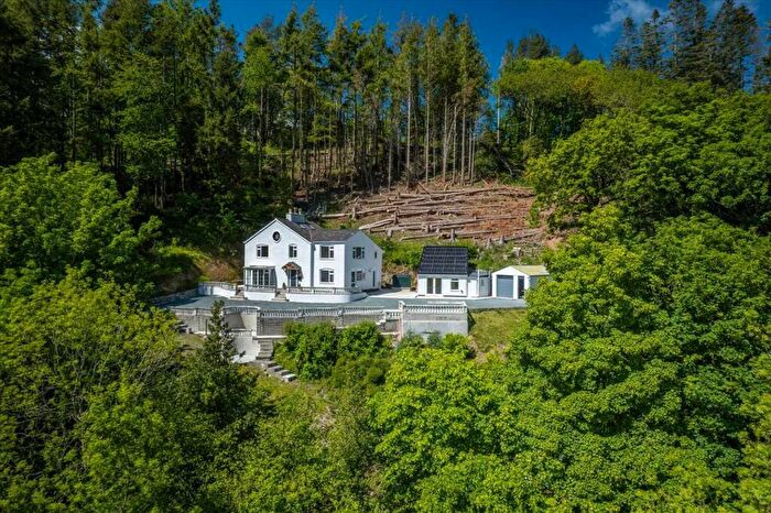 3 Bedroom Detached House For Sale In Coed Bach, Llanfaes, Beaumaris, LL58