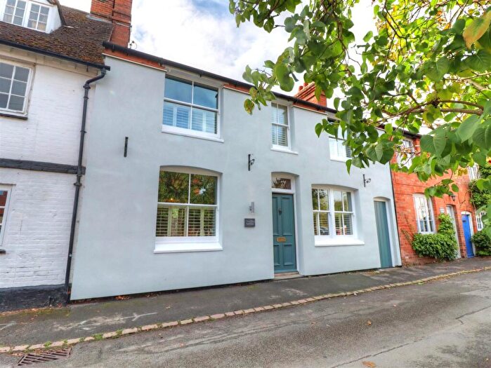 3 Bedroom House To Rent In Market Square, Kineton, Warwick, CV35