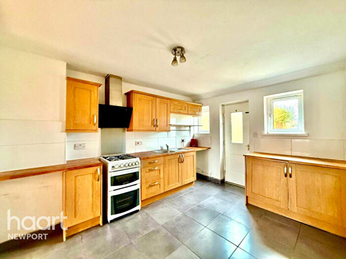 3 Bedroom Semi-Detached House For Sale In Christchurch Road, Newport, NP19