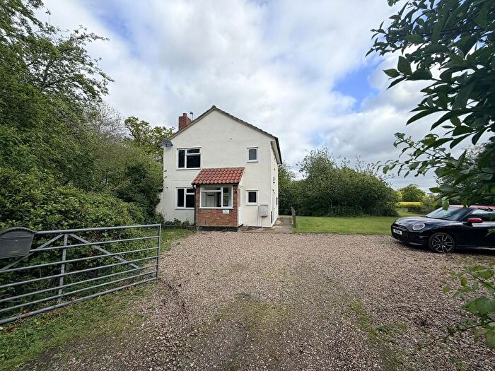 3 Bedroom Detached House To Rent In London Road, Shadingfield, NR34