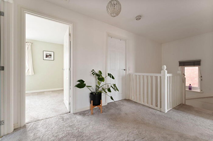 4 Bedroom Detached House For Sale In Adlam Way, Salisbury, SP2