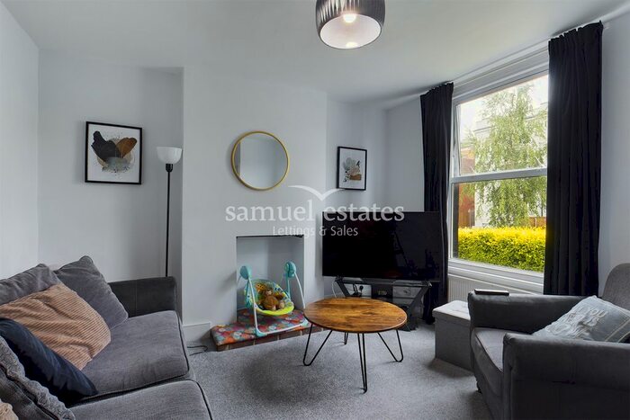 3 Bedroom Terraced House To Rent In Apsley Road, Norwood Junction, SE25