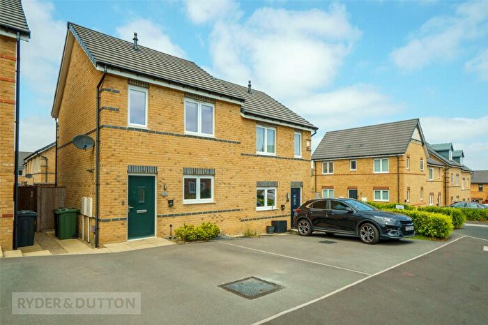 2 Bedroom Semi-Detached House For Sale In Lapwing Close, Crosland Moor, Huddersfield, West Yorkshire, HD4