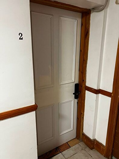 Studio To Rent In Nottingham Road, South Croydon, CR2