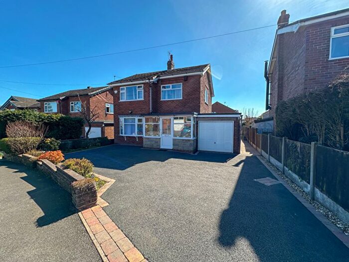 3 Bedroom Detached House For Sale In Moorland Avenue, Werrington, Staffordshire Moorlands, ST9