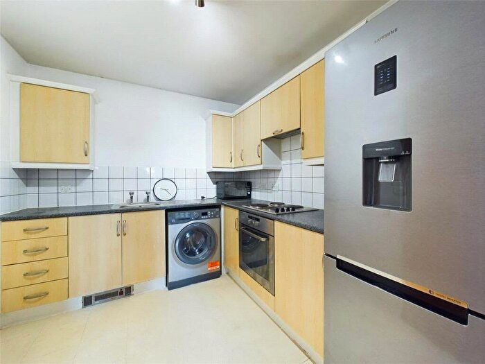 1 Bedroom Flat To Rent In Bell Chase, Aldershot, Hampshire, GU11