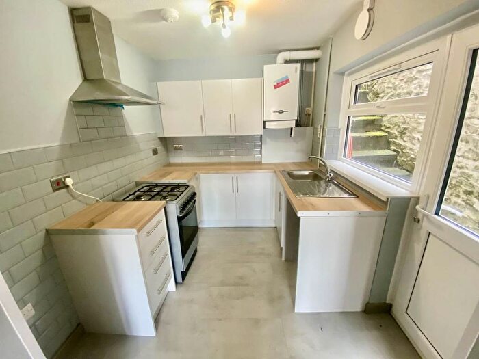 2 Bedroom Property To Rent In Jones Terrace, City Centre, Swansea, SA1