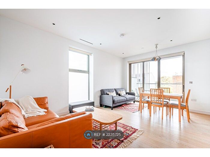 2 Bedroom Flat To Rent In Otto Building, London, E5