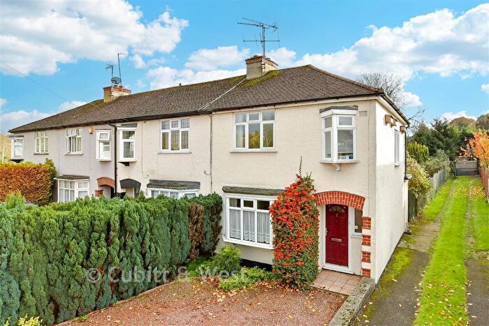 3 Bedroom End Of Terrace House For Sale In Manor Way, Woodmansterne, Surrey, SM7