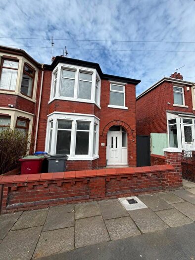 3 Bedroom Semi Detached House To Rent In Auburn Grove, Blackpool, Lancashire, FY1
