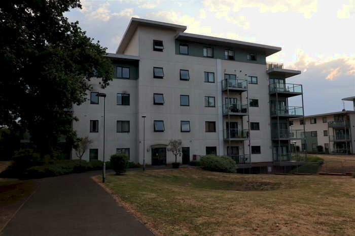 2 Bedroom Apartment To Rent In Rollason Way, Brentwood, CM14