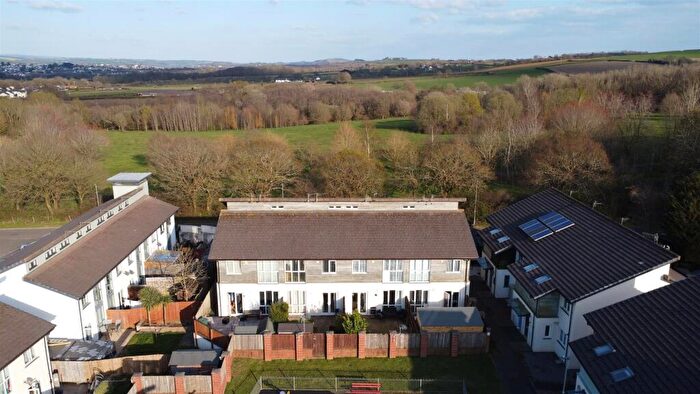 1 Bedroom Flat For Sale In Aspen Grove, Fremington, Barnstaple, EX31