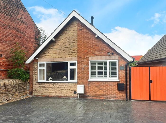 2 Bedroom Detached Bungalow For Sale In Welbeck Road, Mansfield Woodhouse, Mansfield, NG19