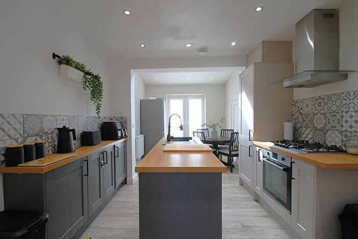 3 Bedroom Semi-Detached House For Sale In St. Marys Avenue, Leicester, Leicestershire, LE3