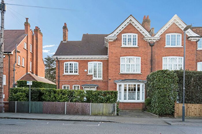 5 Bedroom Semi Detached House For Sale In Cecil Park, Pinner, HA5