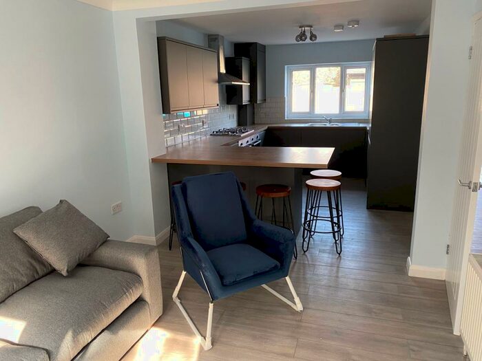 5 Bedroom Terraced House To Rent In Buck Oast Cottages, Canterbury, CT1