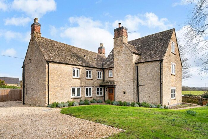 4 Bedroom Detached House To Rent In Kiddington, Woodstock, Oxfordshire, OX20