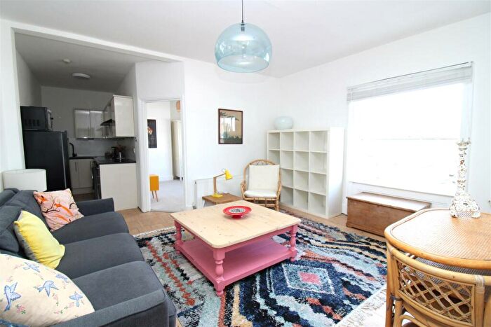 2 Bedroom Flat To Rent In Buckingham Place, Brighton, BN1