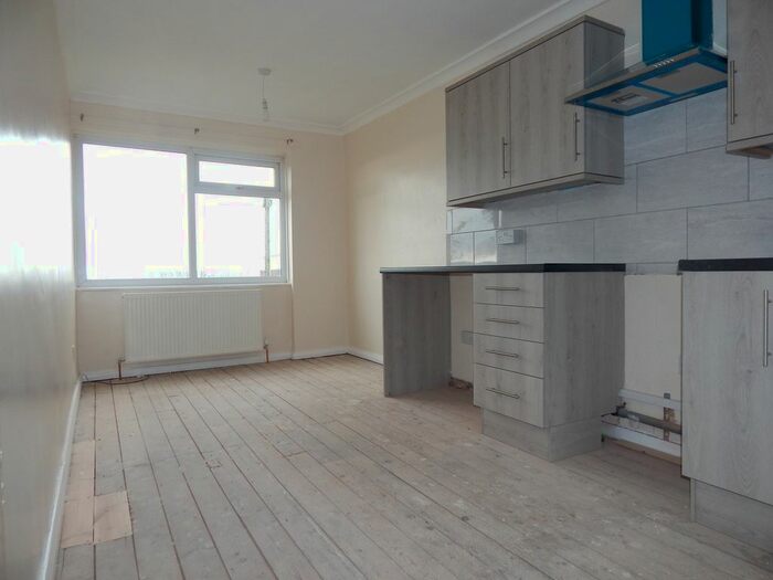 2 Bedroom Terraced House To Rent In School Crescent, Dewsbury WF13