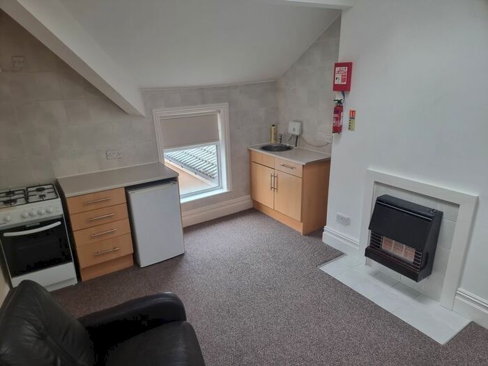 Studio To Rent In Raikes Parade, Blackpool, FY1