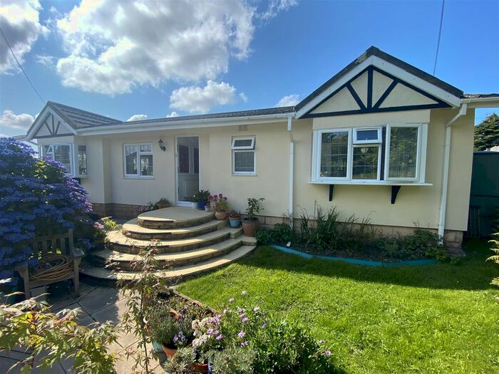 2 Bedroom Park Home For Sale In Goonavean Park, Foxhole, St. Austell, PL26