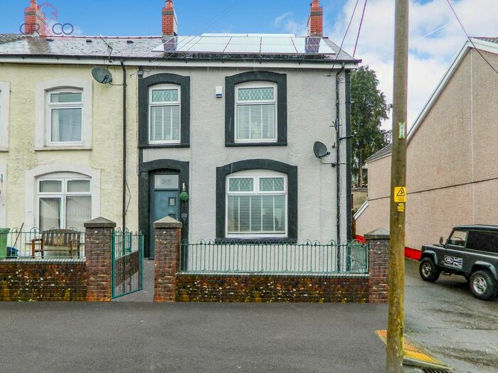 4 Bedroom End Of Terrace House For Sale In Alfred Street, Abertysswg, Caerphilly County, NP22