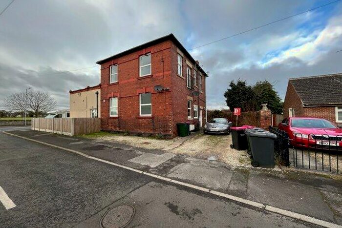 1 Bedroom Flat To Rent In St. Johns Road, Sheffield, S25