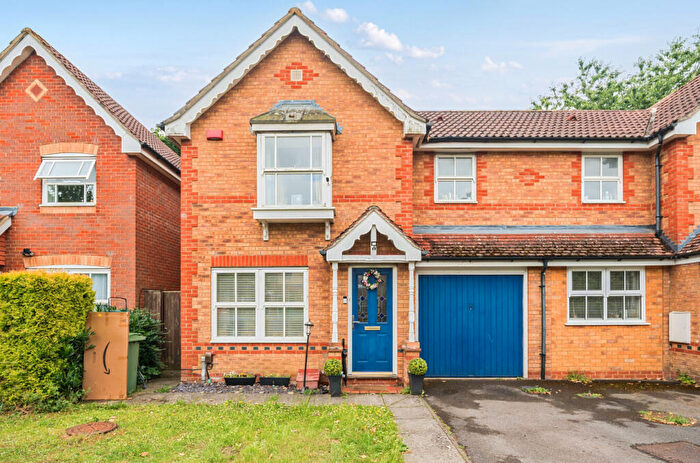 3 Bedroom Semi-Detached House For Sale In Old Barn Ground, Headington, Oxford, OX3