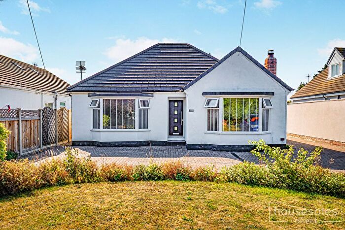 2 Bedroom Detached Bungalow For Sale In Hull Bridge Road, Beverley, HU17