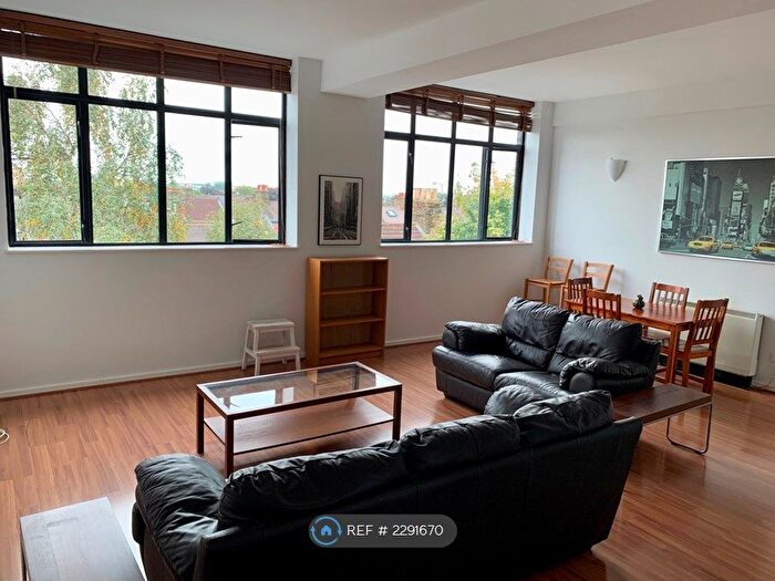 1 Bedroom Flat To Rent In Jedburgh Road, London, E13