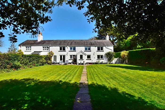 4 Bedroom Semi Detached House For Sale In Altrincham Road, Wilmslow, SK9