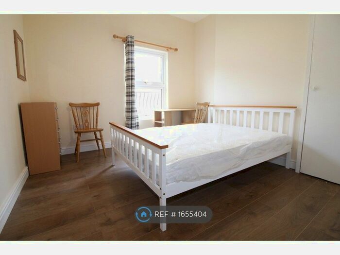 3 Bedroom Terraced House To Rent In Colchester Street, Coventry, CV1