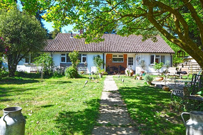 3 Bedroom Bungalow For Sale In Moat Lane, Sedlescombe, Battle, TN33
