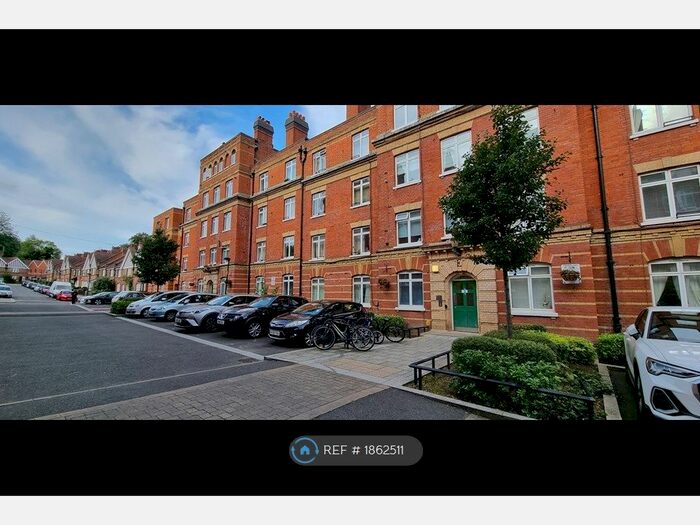 1 Bedroom Flat To Rent In Block F, London, SE24
