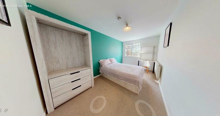 3 Bedroom Flat To Rent In Moorland Avenue, LS6