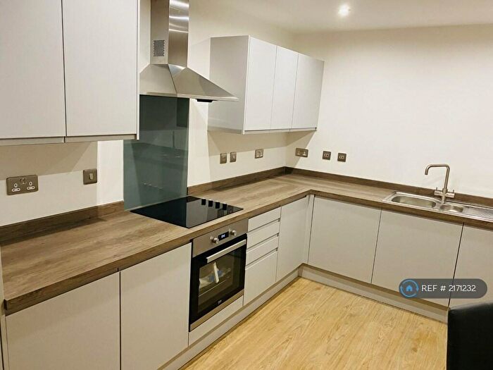 1 Bedroom Flat To Rent In Angel Court, Manchester, M4