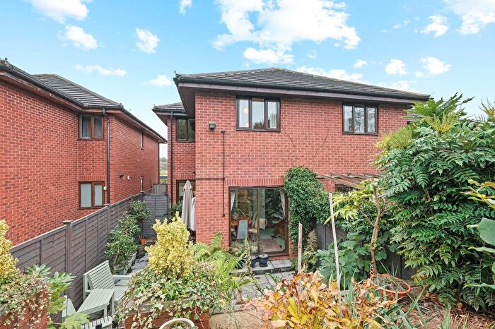 3 Bedroom Semi Detached House For Sale In Tolladine Road, Worcester, WR4